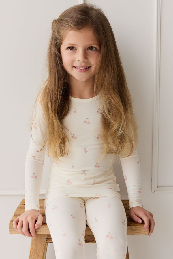 Bamboe Ari Pyjamaset met Lange Mouw - Cherry Love Parchment
