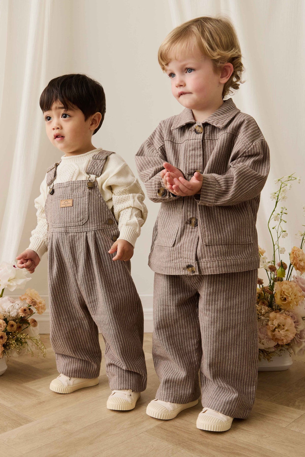 Abel Broek - Mini Pinstripe Cassava / Iroko - Arlina kinderkleding - hoofdfoto