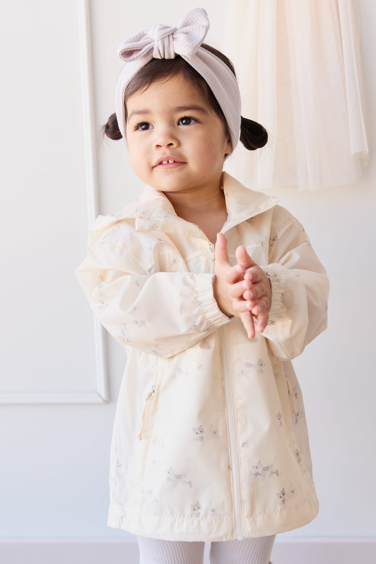 Avery Jasje - Playful Kitten Whisper White - Arlina kinderkleding