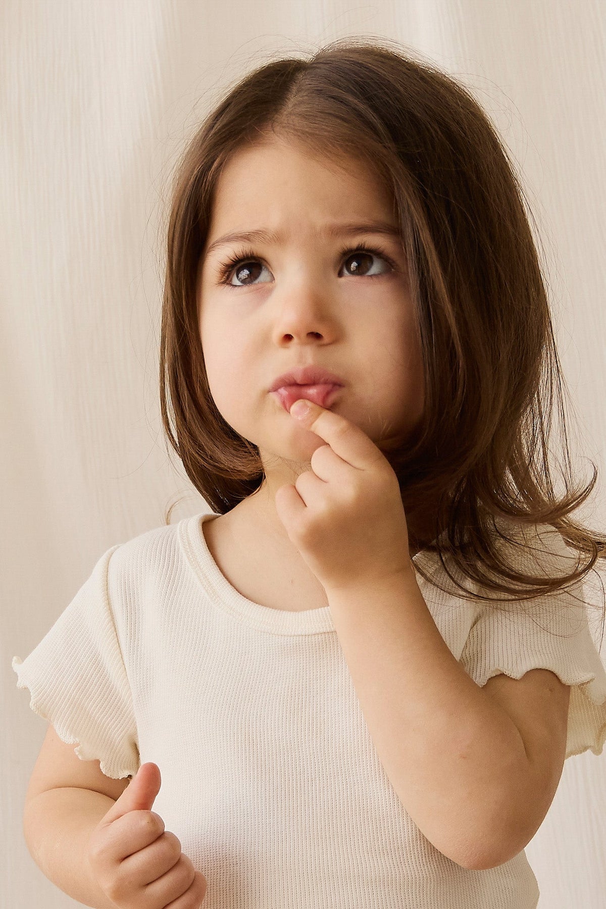 Fijn Geribd Katoenen Ines Top - Parchment - Arlina kinderkleding