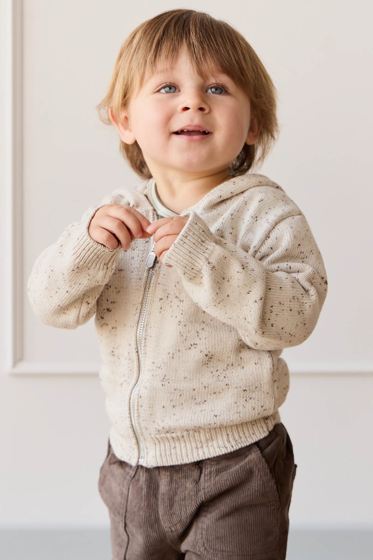 Dillon Gebreide Rits Hoodie - Oatmeal Shitake Dot - Arlina kinderkleding - hoofdfoto