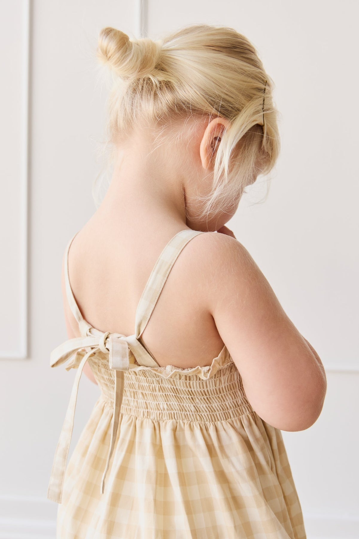 Biologisch Katoenen Arabella Jumpsuit - Gingham Pale Khaki - Arlina kinderkleding